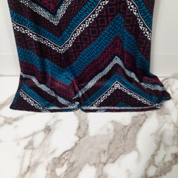 I. N. Studio Maxi Skirt Black Burgundy Teal Chevron Geometric Pattern Stretch L - Picture 3 of 8